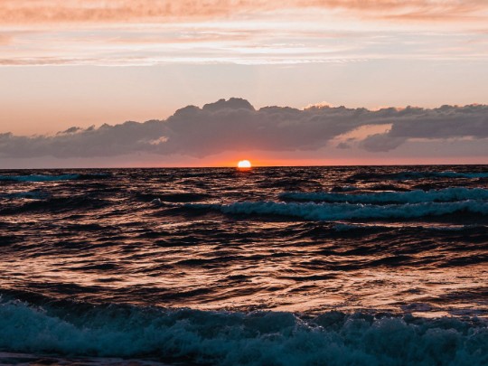 Breathtaking Ocean Sunsets: Your Guide to Capturing the Golden Hour Magic - Lifestyle news