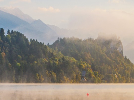 Where the Sky Meets the Water: A Journey to Mountain Lakes
