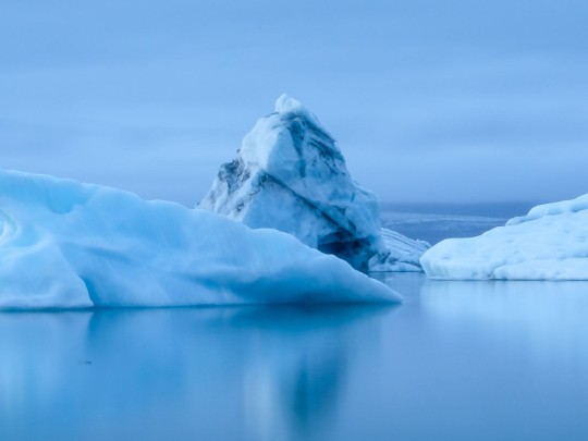 Maravillas ocultas: La danza de los icebergs y los lagos glaciares