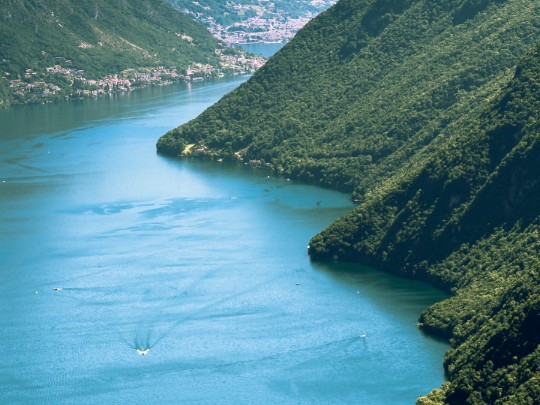 Mountain Lake: Pristine Beauty & Serene Escape in the Hills - Lifestyle news