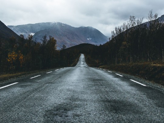 Conquer the Curves: An Unforgettable Drive Through Majestic Mountain Landscapes