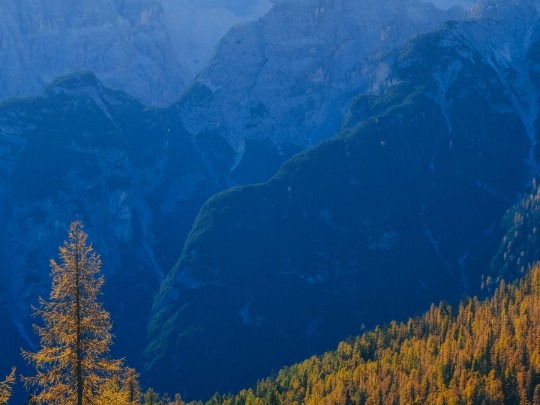 Sentier des Sommets de Calcaire: Couleurs d'automne éblouissantes - mode de vie news from xants.net