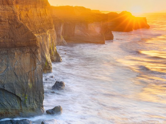 Coucher de soleil en bord de mer : un spectacle naturel époustouflant