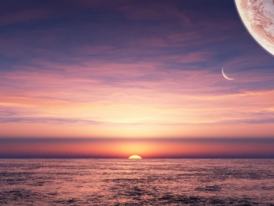 Spettacolo Celeste: Tramonto Infuocato, Pianeta Lontano e la Magia della Luna